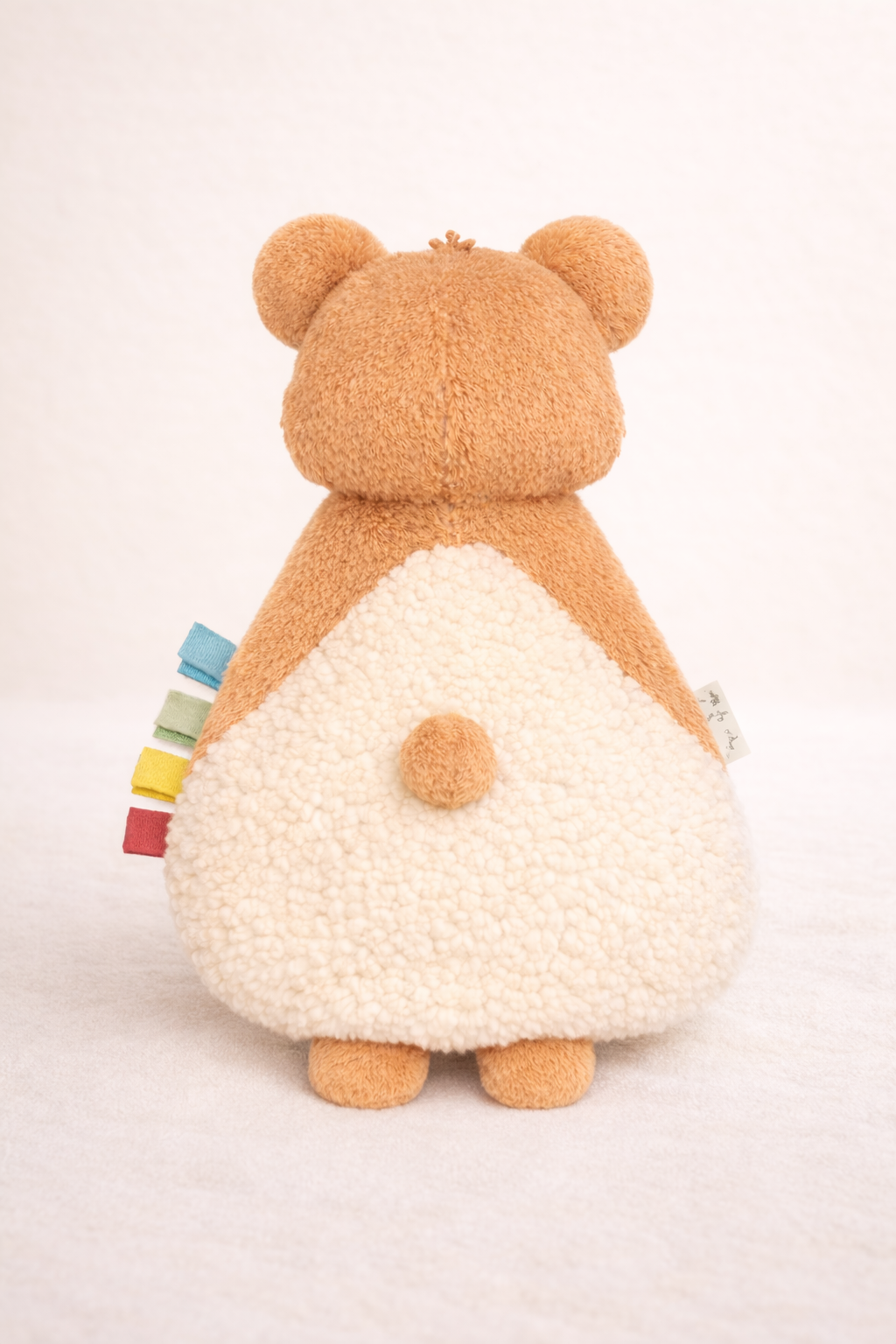 Buns reading companion back view